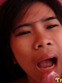 Filipina Sex Diary presents teen Manila hooker Akira